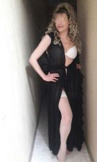 Кира — проститутка для семейных пар, рост:  162, вес:  56