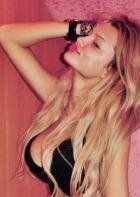 снять девушку на час (Виолета, 32 лет)